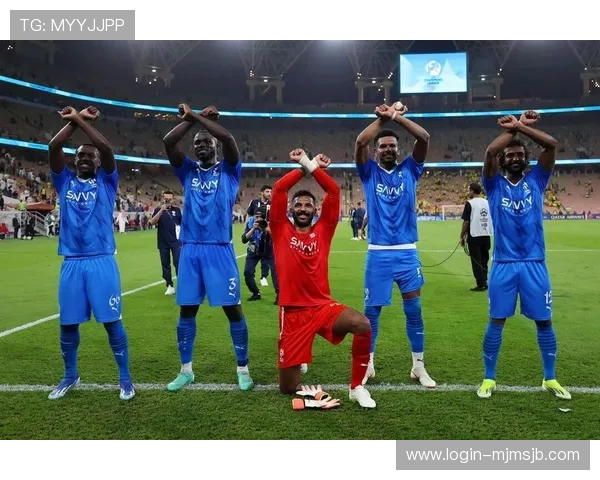 国际足联的官方平台如何帮助球迷实时掌握足球比赛最新动态与精彩瞬间